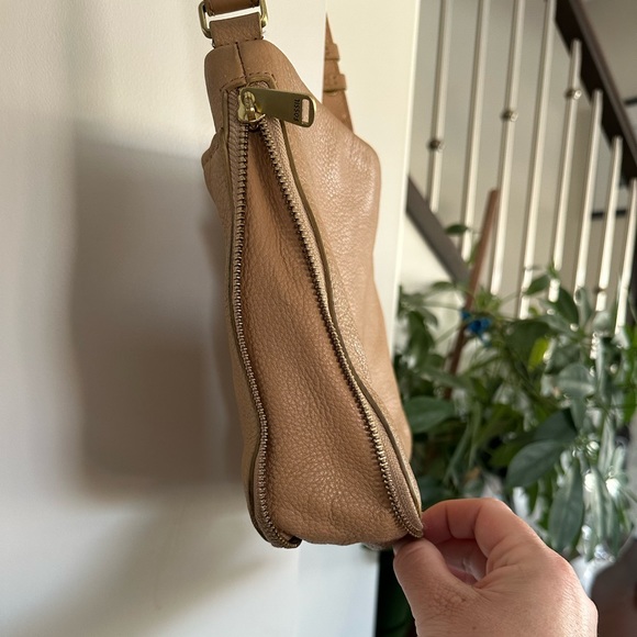 Fossil crossbody purse - Picture 4 of 7